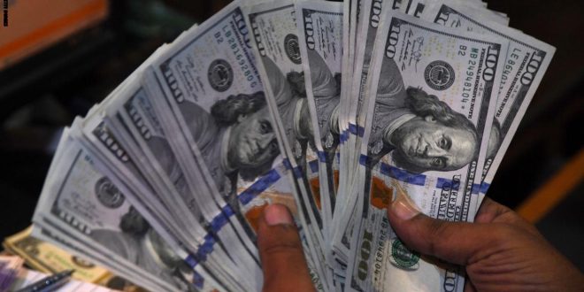 وقف التعامل بالدولار في المبادلات التجارية بين العراق وإيران