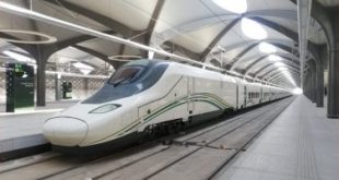 الهند تطور قطارا بدون محرك بسرعة 160 كيلومترا فى الساعة