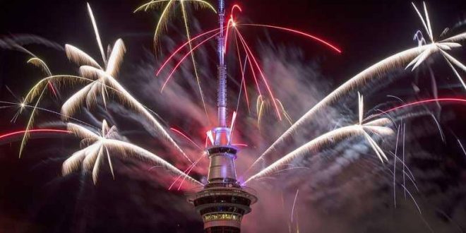 2019 بدأ بالفعل.. "أول دولة" في العالم استقبلت العام الجديد
