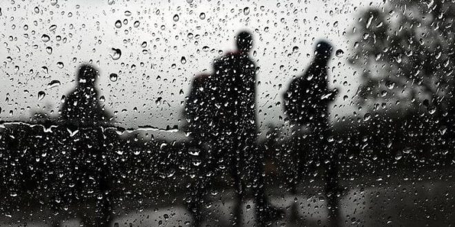 كيف يؤثر المطر على مزاجك؟.. دراسة تجيب