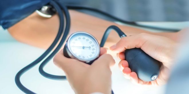 طرق علاج ارتفاع ضغط الدم قلل الملح وابعد عن التوتر