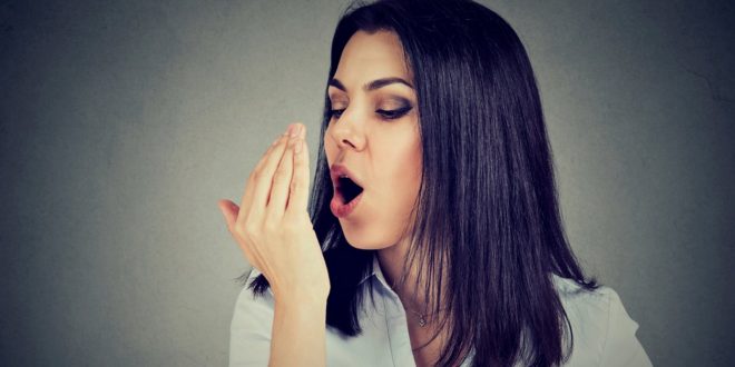5 حلول طبيعية تجنبك مشكلة رائحة الفم الكريهة خلال نهار رمضان
