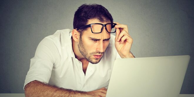 علامات تدل على ضعف النظر.. أبرزها تورم العين والرؤية الضبابية