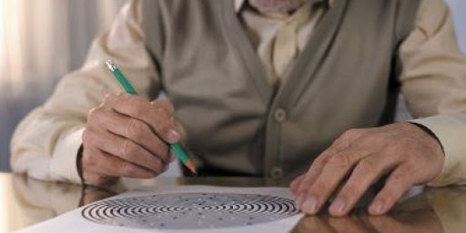 ما هو اختبار الذاكرة وهل يكشف إصابتك بالزهايمر؟