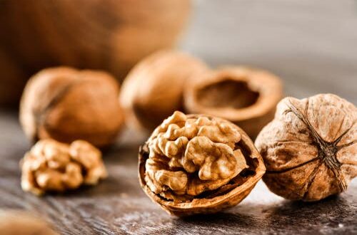 فوائد الجوز الصحية للسيطرة على مرض السكر