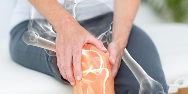 كيف زاد العزل المنزلى لكورونا من خطر الإصابة بهشاشة المفاصل