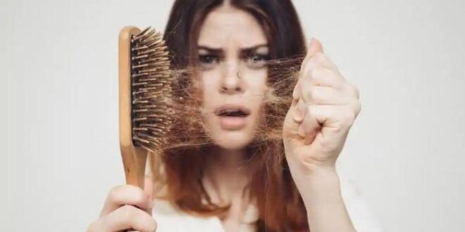 أسوأ 5 عادات تسبب تساقط الشعر