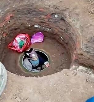 إنقاذ عجوز صينى مريض بالسرطان استأجر عمالا لحفر قبر ودفنه حيا