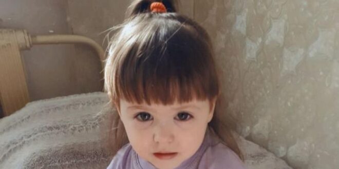 طفلة روسية عمرها 3 سنوات تتجمد حتى الموت بعد سيرها نائمة