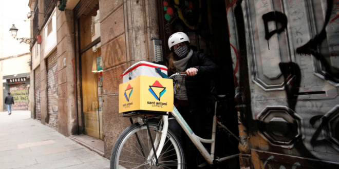 فتيات يحولن شغفهن لقيادات الدراجات لفكرة مشروع فى إسبانيا