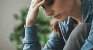 هل تعانى من الحزن أم الإكتئاب؟ إليك 6 علامات للتمييز بين الحالتين
