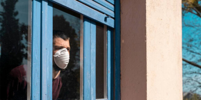 4 طرق لتقليل خطر الإصابة بعدوى كورونا والسلالات الجديدة