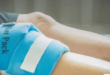 6 طرق طبيعية لعلاج متلازمة تململ الساقين.. منها تجنب الكافيين