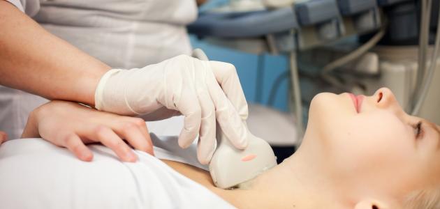 خزعة الأنسجة.. تعرف على طرق تشخيص سرطان الغدد الليمفاوية
