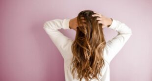 وصفات طبيعية غنية بالبروتين للشعر.. تغنيكى عن صالونات التجميل