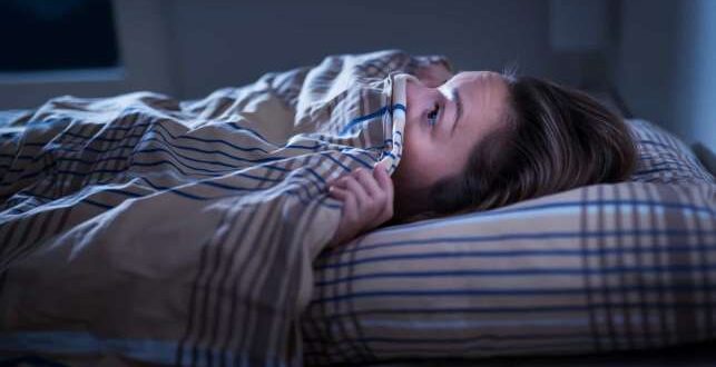 ما العلاقة بين الأطعمة التي نتناولها مساءً والكوابيس التي نشاهدها أثناء النوم؟
