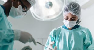 أطباء كنديون ينقذون رضيعاً بطريقة هي الأولى على الإطلاق.. وُلد بتشوهات خلقية في المريء وعالجوه بالمغناطيس