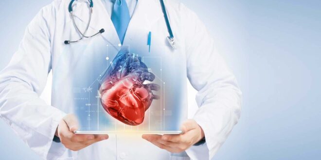معجزة متحركة.. شاب يعيش 555 يوما بدون قلب فى انتظار عملية زراعة