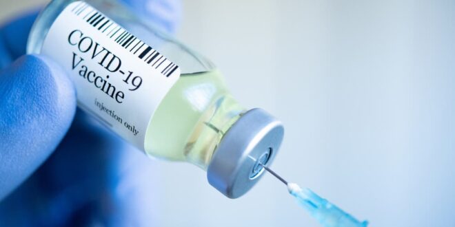 خبير بريطانى: الفئات الأكثر ضعفا قد تحتاج لجرعة ثالثة من لقاح كورونا