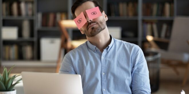كم يوماً يستطيع الإنسان أن يبقى بلا نوم على الإطلاق؟