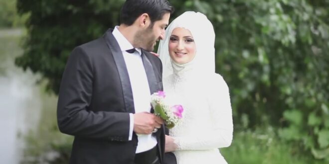 مصور يغادر حفل زفاف ويحذف صور الفرح لسبب غريب