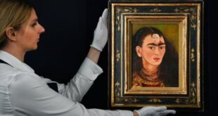 بيع لوحة للفنانة فريدا كاهلو رسمتها لنفسها مع زوجها فى مزاد مقابل 34.9 مليون دولار