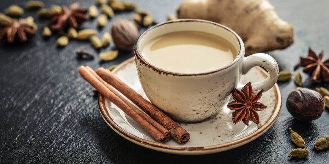 حليب الزنجبيل والقرفة.. كيف يساعد فى تعزيز صحتك بالشتاء؟
