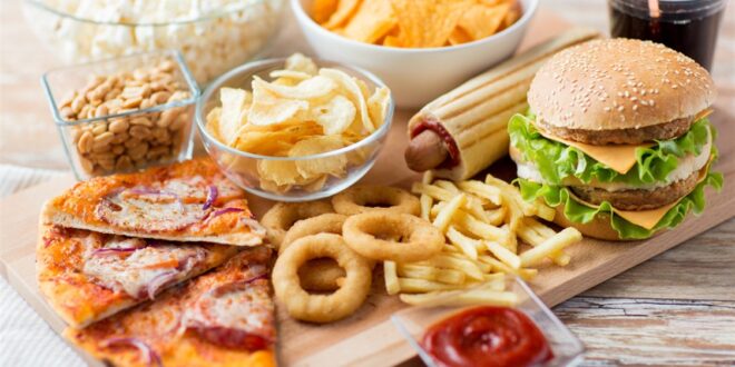 كيف تتخلص من رغبتك الشديدة في تناول الأطعمة الغير صحية؟