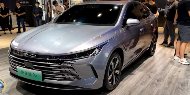 منافس قوي لسيارات Camry يظهر في الصين