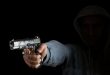 الإفراج عن أمريكي قضى 20 عاماً في السجن بسبب جريمة قتل لم يرتكبها.. شقيقه التوأم أقر بفعلها