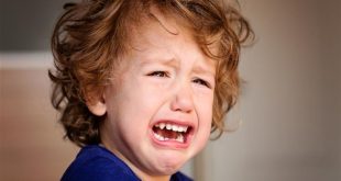 5 أضرار يسببها إحراج طفلك أمام الآخرين.. "قد تكون سببًا لعناده"