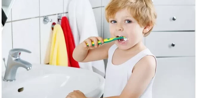 4 أخطاء يجب تجنبها من أجل صحة أسنان طفلك