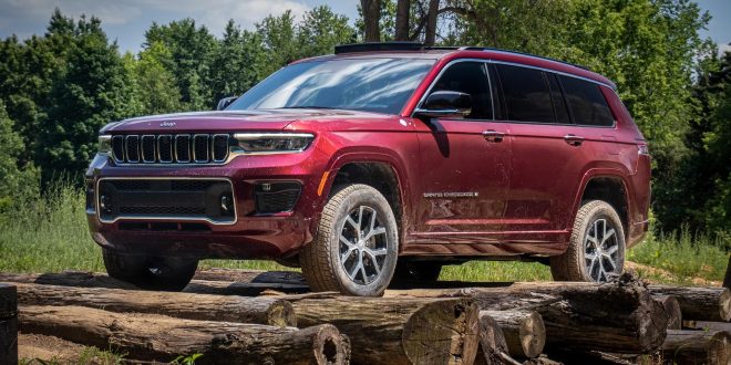 Grand Cherokee الجبارة تظهر بحلّة جديدة