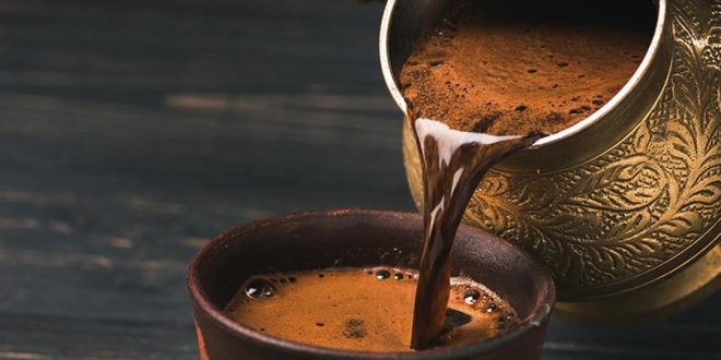 5 عادات غذائية يجب تغييرها لتقليل الصداع.. منها شرب القهوة على معدة فارغة