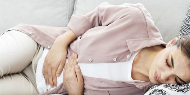 6 أطعمة تسبب أضرارًا لمعدتك.. تعرف عليها