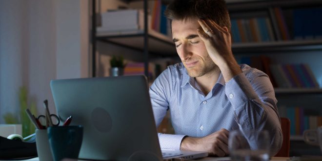 6 عادات سلبية تستنزف طاقتك خلال اليوم يجب تجنبها.. منها السهر طوال الليل