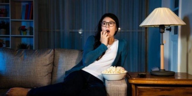 7 أشياء تحدث لجسمك عند متابعة أفلام الرعب !