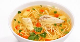 شوربة الشعيرية بالدجاج