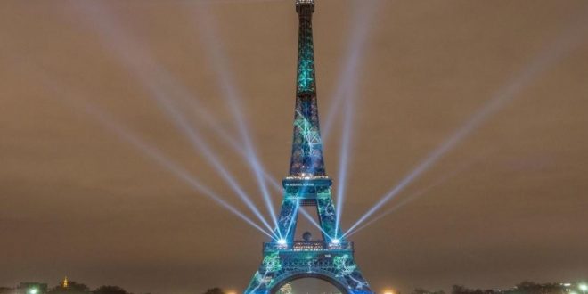 فصل تاريخى جديد.. برج إيفل يحتفل بزيادة ارتفاعه 6 أمتار جديدة بعد 133 عاما