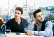 قد ينتقدك ثم يحاول تقليدك أو حتى منافستك.. علامات تخبرك أن صديقك يشعر بالغيرة منك