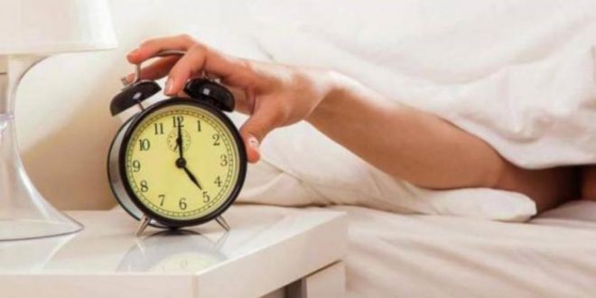 كيف يمكنك الاستيقاظ يوميا بدون منبه؟