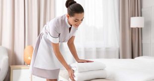 لماذا تكون ملاءات و مفارش الفنادق بيضاء اللون دائمًا؟