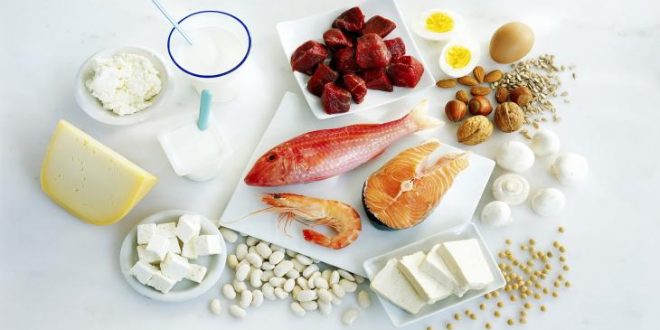 منها اشتهاء السكريات وبطء التئام الجروح.. 10 علامات على نقص البروتين