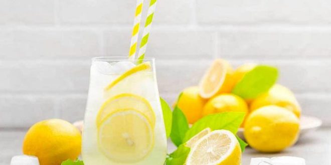 5 مكونات من مطبخك لا يجب وضعها على وجهك.. الليمون والخميرة والأبرز