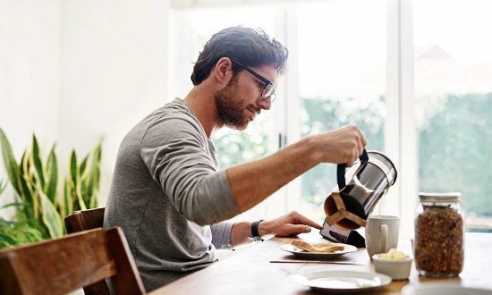 أسوأ 4 مشروبات تجعلك تشعر بالتعب والإحباط.. القهوة سكر زيادة الأبرز