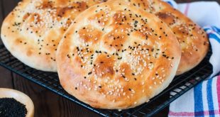 خبز رمضان بالسمسم وحبة البركة