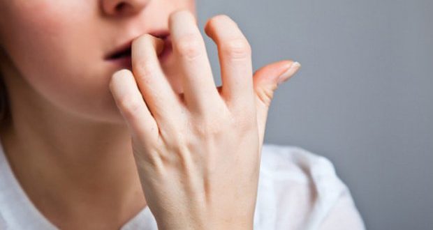 ما هي أضرار عادة قضم الأظافر؟ طرق تساعد في الوقاية منها!