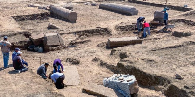 مصر تعثر على بقايا معبد إغريقي في سيناء.. له بوّابة خاصة وعمودان ضخمان من الغرانيت