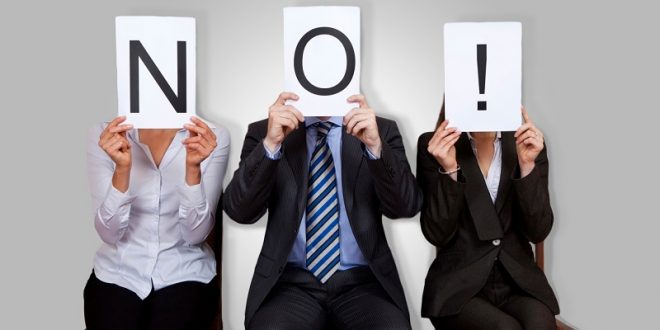 10 أسباب شائعة خلف رفض طلبات التوظيف الخاصة بك باستمرار!