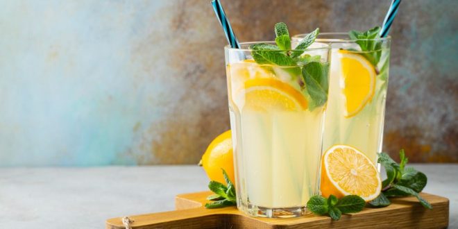 الإفراط في تناول ماء الليمون لفقدان الوزن قد يكون ضارًا.. اعرف مخاطره